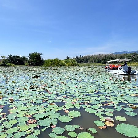 Branda Kampung Sumpitan Lenggong Tiada Sungai Hotel Kampong Ulu Jepai Kültér fotó