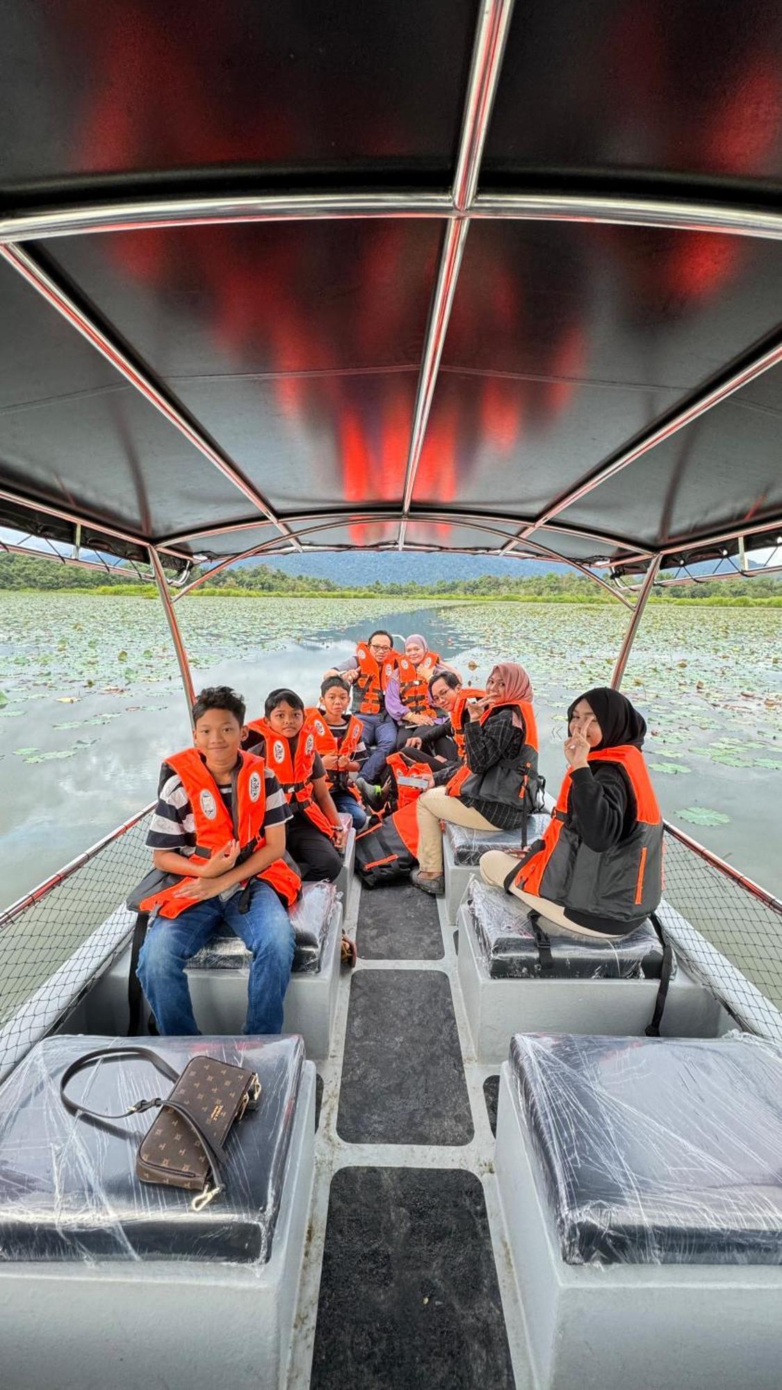 Branda Kampung Sumpitan Lenggong Tiada Sungai Hotel Kampong Ulu Jepai Kültér fotó